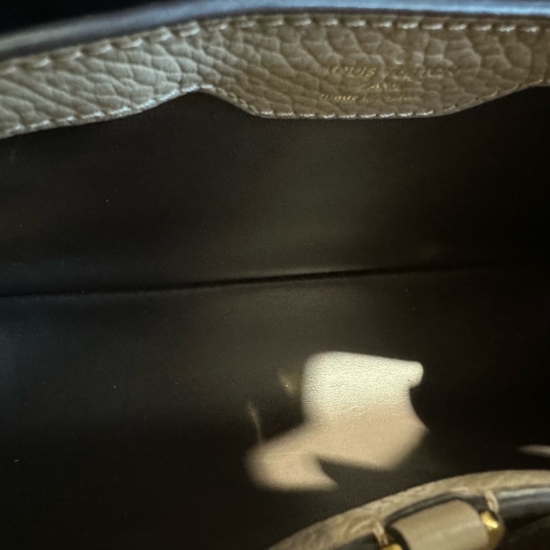 LV 路易威登 capucines卡普辛bb 芯片 無附件 有肩帶-5