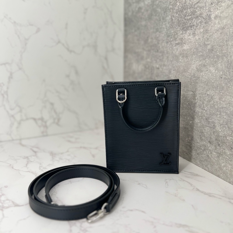 💗香緹國際精品💗 793 LV 水波紋 mini tote #琴譜包 #手機包-0