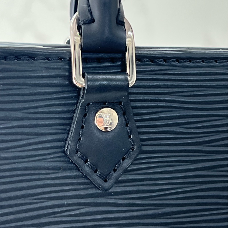 💗香緹國際精品💗 793 LV 水波紋 mini tote #琴譜包 #手機包-8