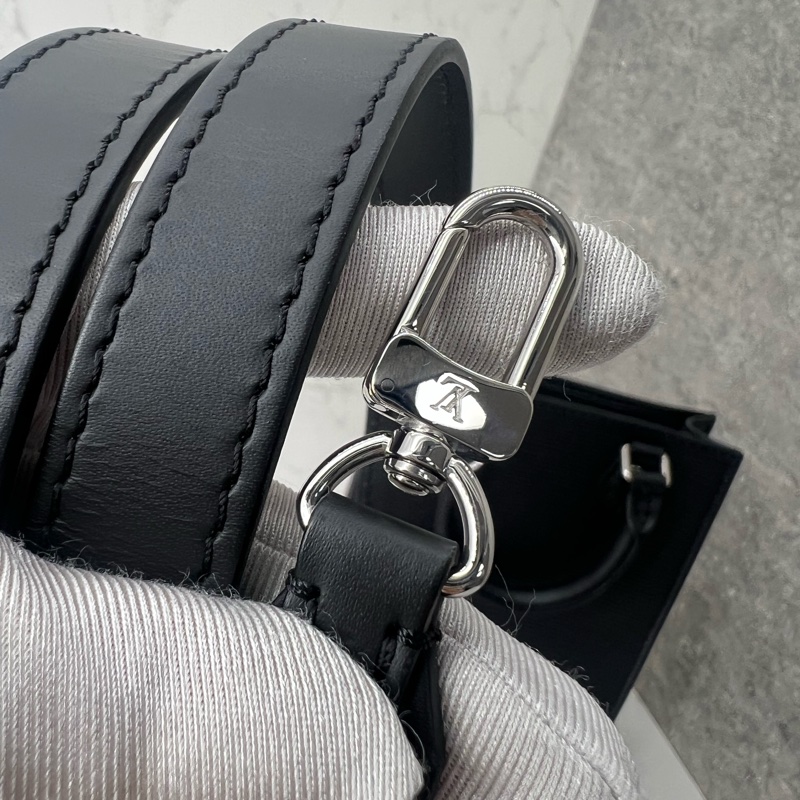 💗香緹國際精品💗 793 LV 水波紋 mini tote #琴譜包 #手機包-13