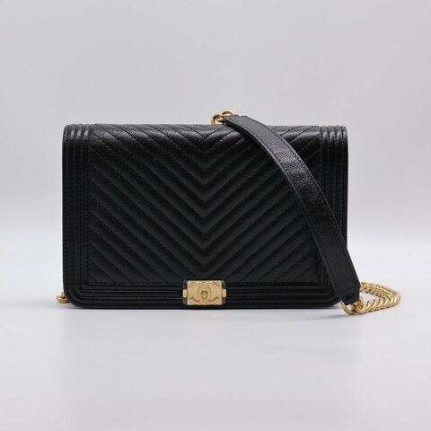 CHANEL Boy V紋牛皮WOC - 黑金