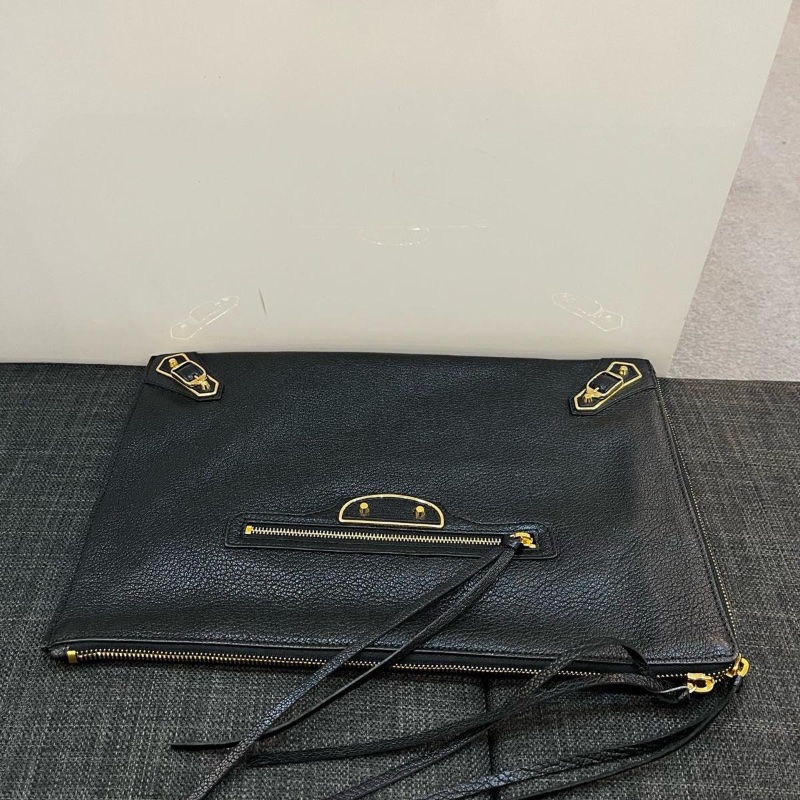 Balenciaga clutch ( Black )-3