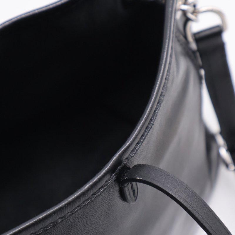 LOUIS VUITTON CarryAll BB - 黑-3