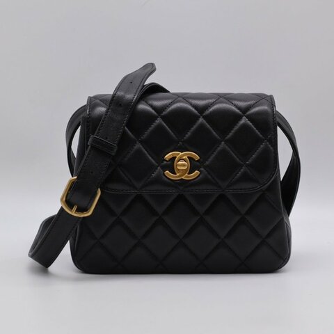 CHANEL 25A羊皮口蓋包 - 黑金