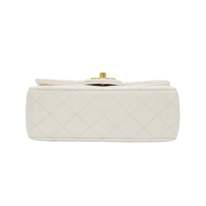 Chanel Coco 羊皮金雙C調節鏈帶斜背包-20cm(AS5759-白)-3