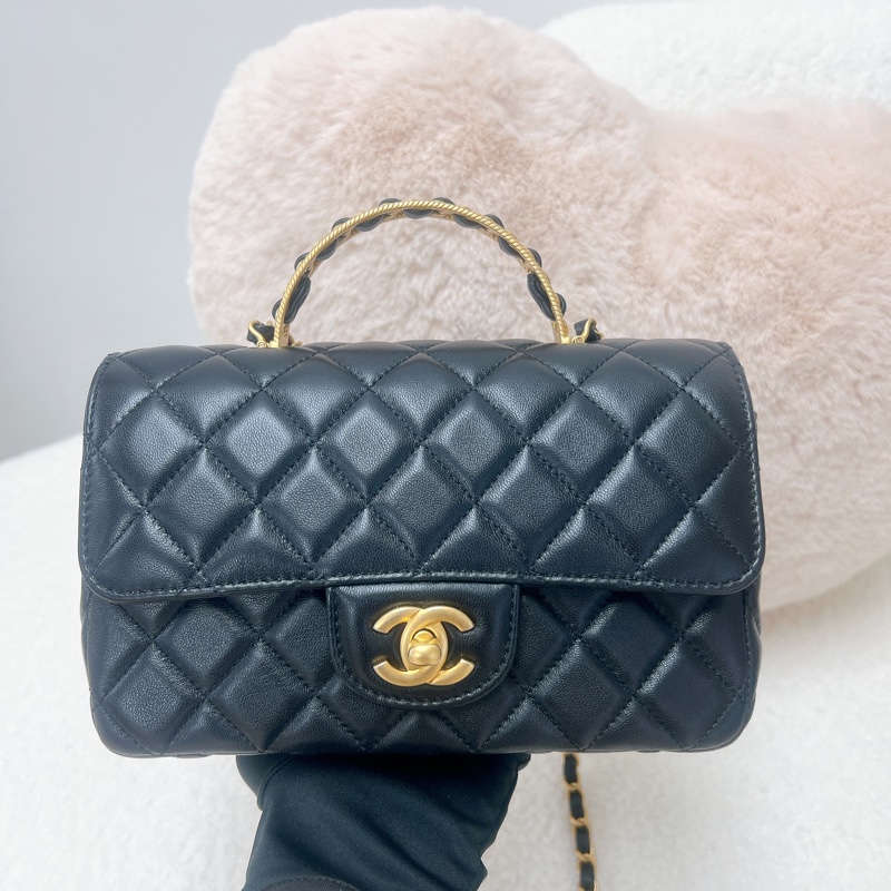 Chanel mini cf 20 黑金手柄翻蓋包-0
