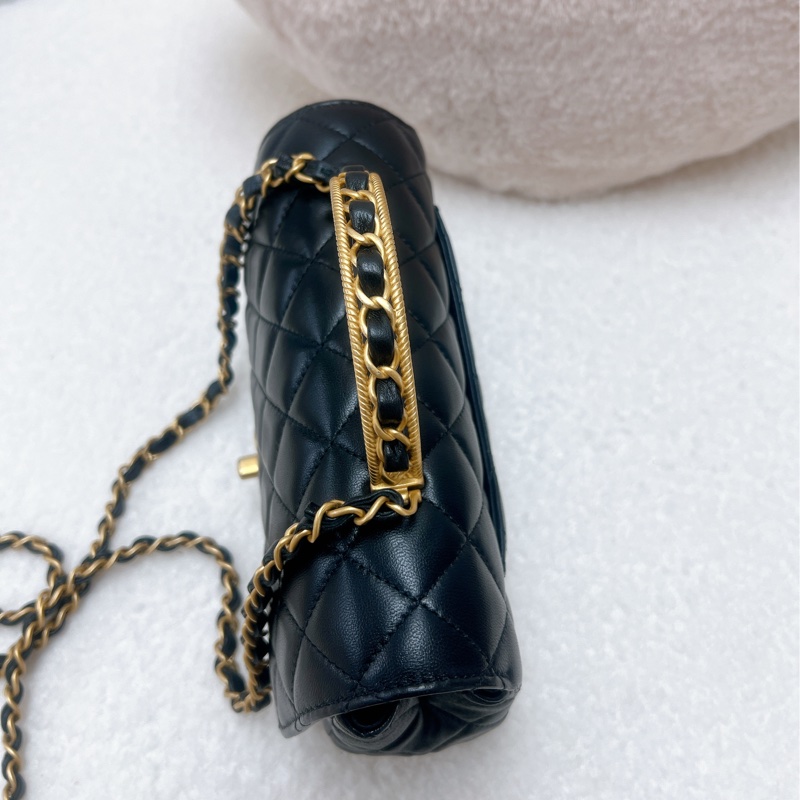 Chanel mini cf 20 黑金手柄翻蓋包-9