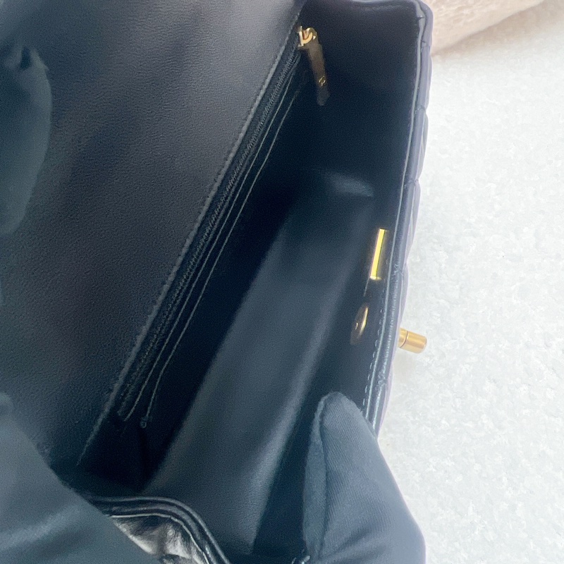 Chanel mini cf 20 黑金手柄翻蓋包-12