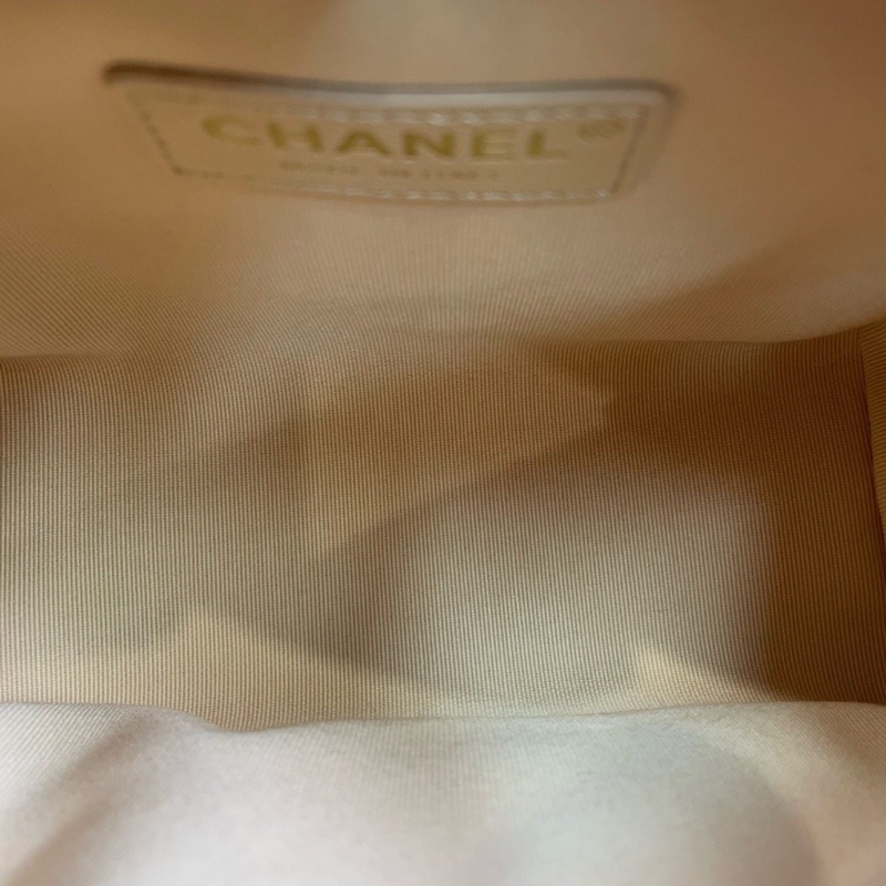 Chanel香奈兒 24K奶茶色全皮相機包 。晶片款-8