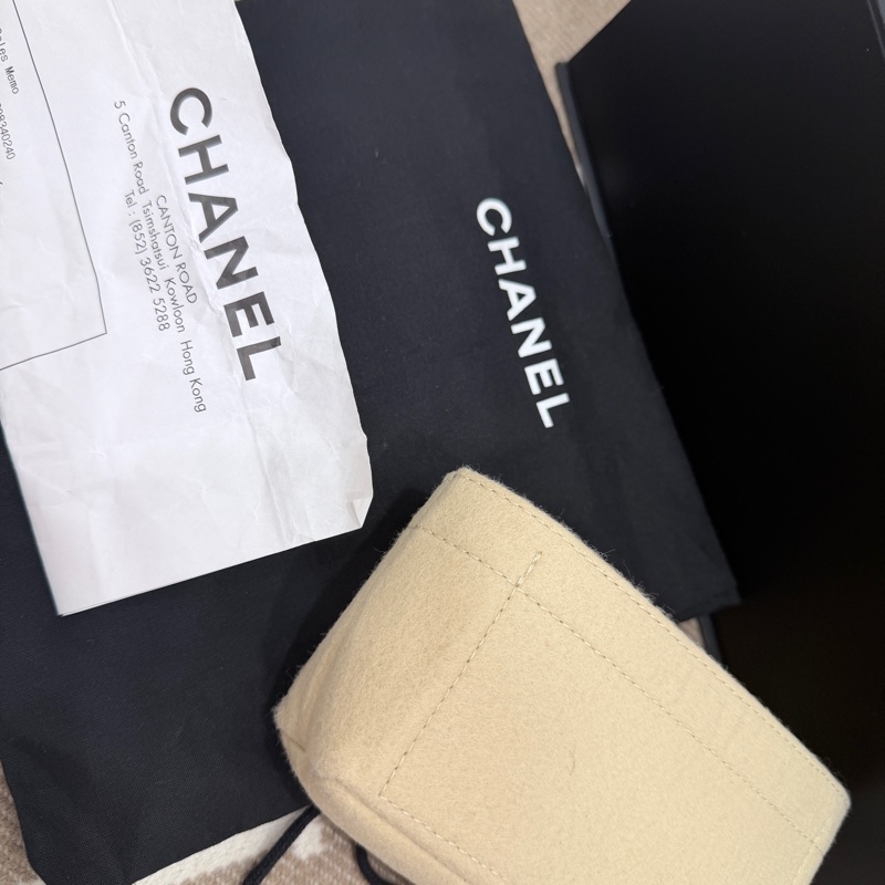 ❤️CHANEL❤️ 黑金牛皮魚子醬 飯盒包 可愛不得了❤️95成新-16
