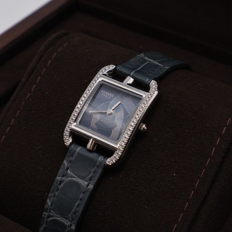 HERMES Cape cod鑽石圈錨鍊錶盤腕錶 - 31 鱷魚皮風暴藍-0