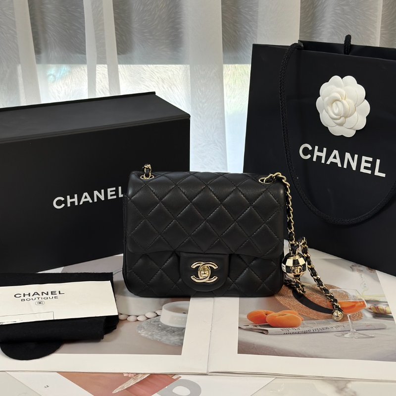 CHANEL 經典口蓋包方胖子 17 - 足球黑金-9
