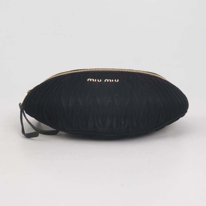Miu Miu羊皮絨布純色褶皺字母logo拉鏈斜挎包腰包胸包-5