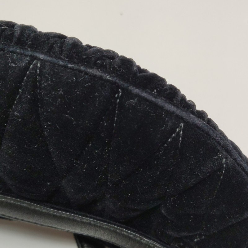 Miu Miu羊皮絨布純色褶皺字母logo拉鏈斜挎包腰包胸包-17