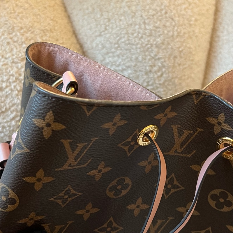 LOUIS VUITTON Neonoe水桶包 - MM粉-13