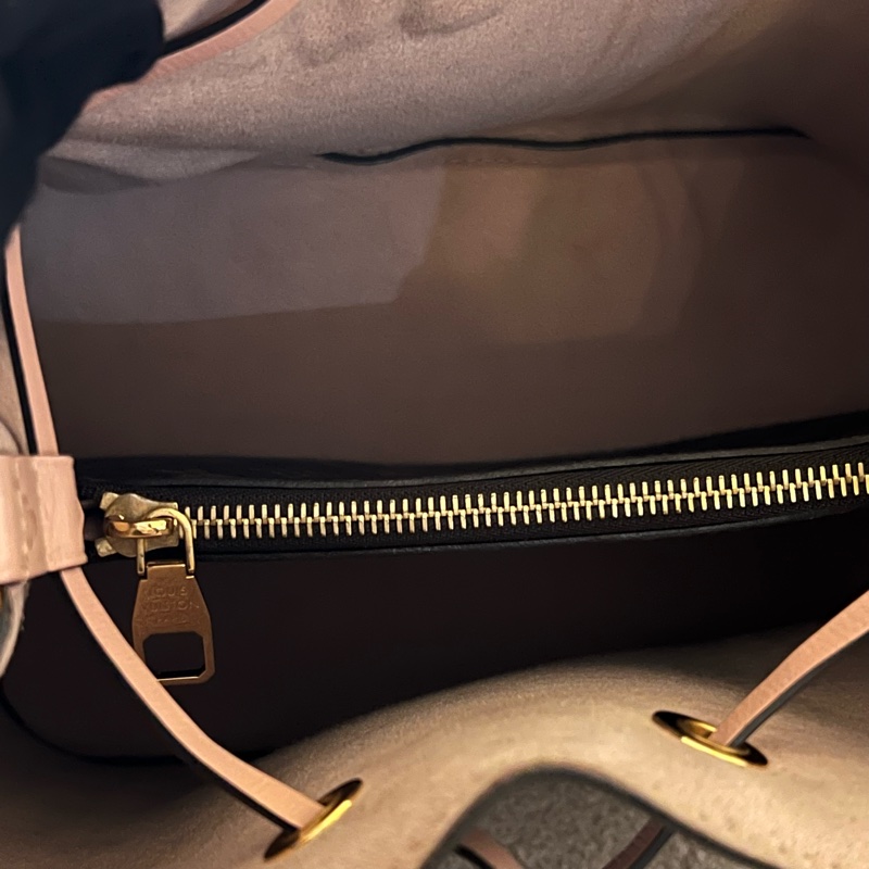 LOUIS VUITTON Neonoe水桶包 - MM粉-31