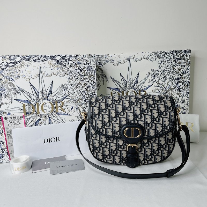 DIOR Bobby中款緹花肩背包-0