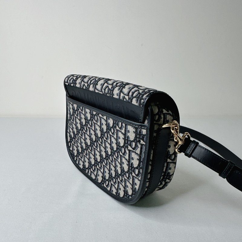 DIOR Bobby中款緹花肩背包-4