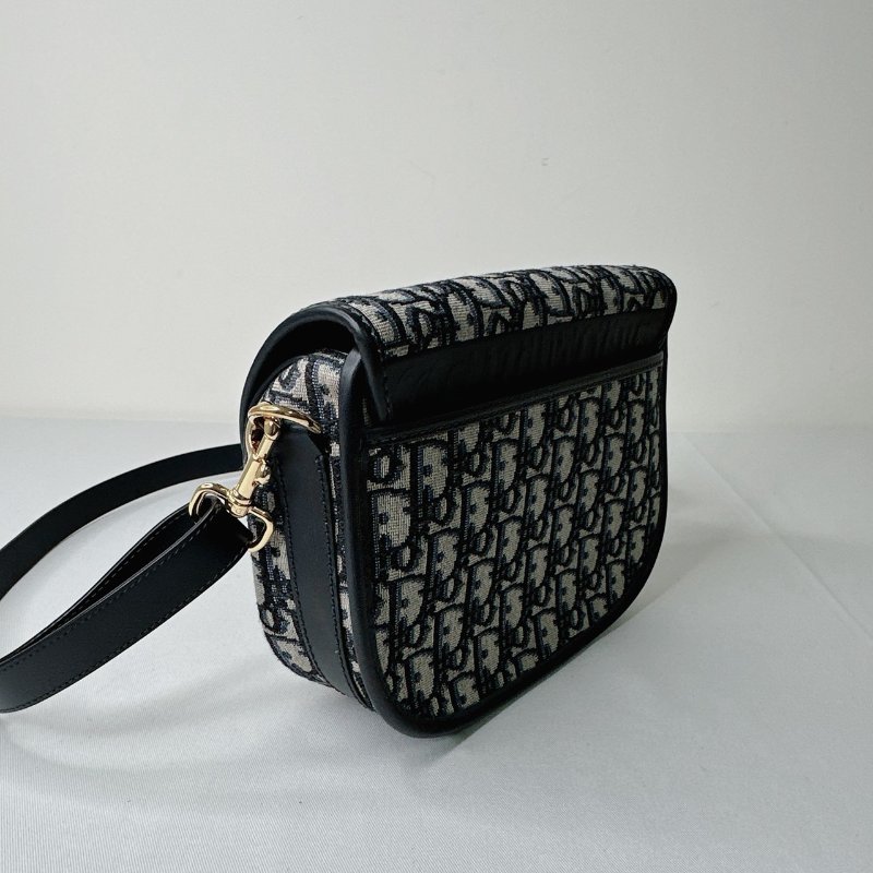 DIOR Bobby中款緹花肩背包-5