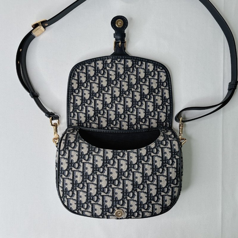 DIOR Bobby中款緹花肩背包-6