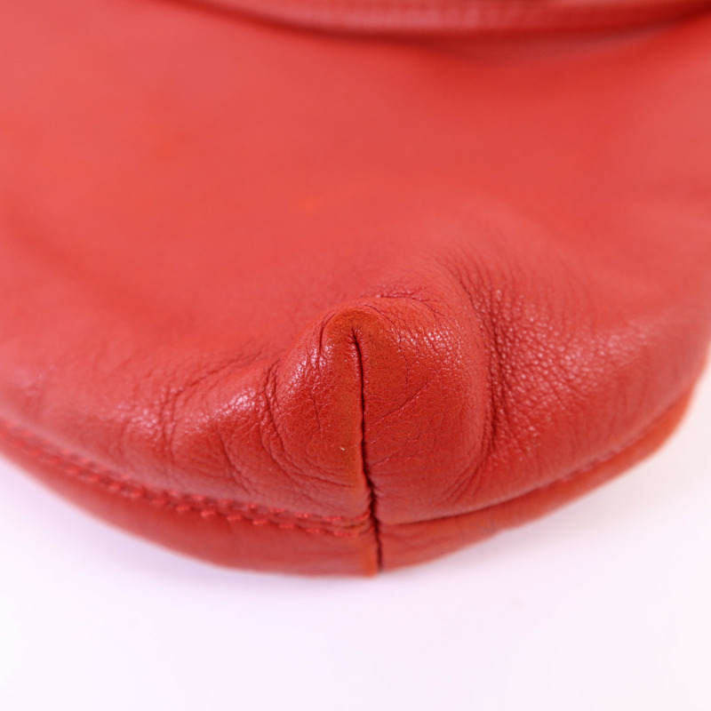 LOEWE 羊皮皮革Shoulder Bag金扣手挽袋-13