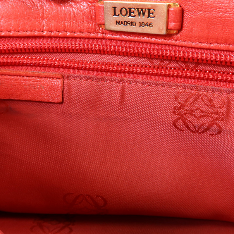 LOEWE 羊皮皮革Shoulder Bag金扣手挽袋-20