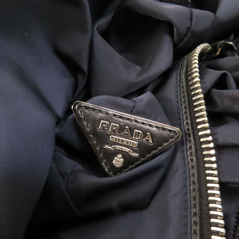 PRADA 尼龍Reversible手挽袋-8