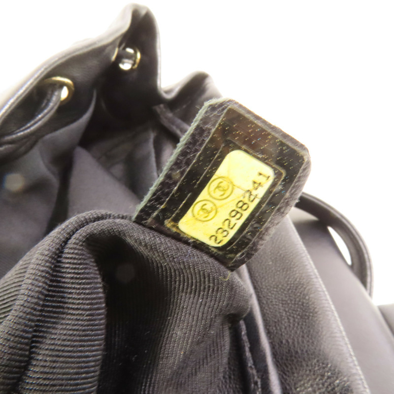 CHANEL 羊皮皮革Backpack金扣背包-9