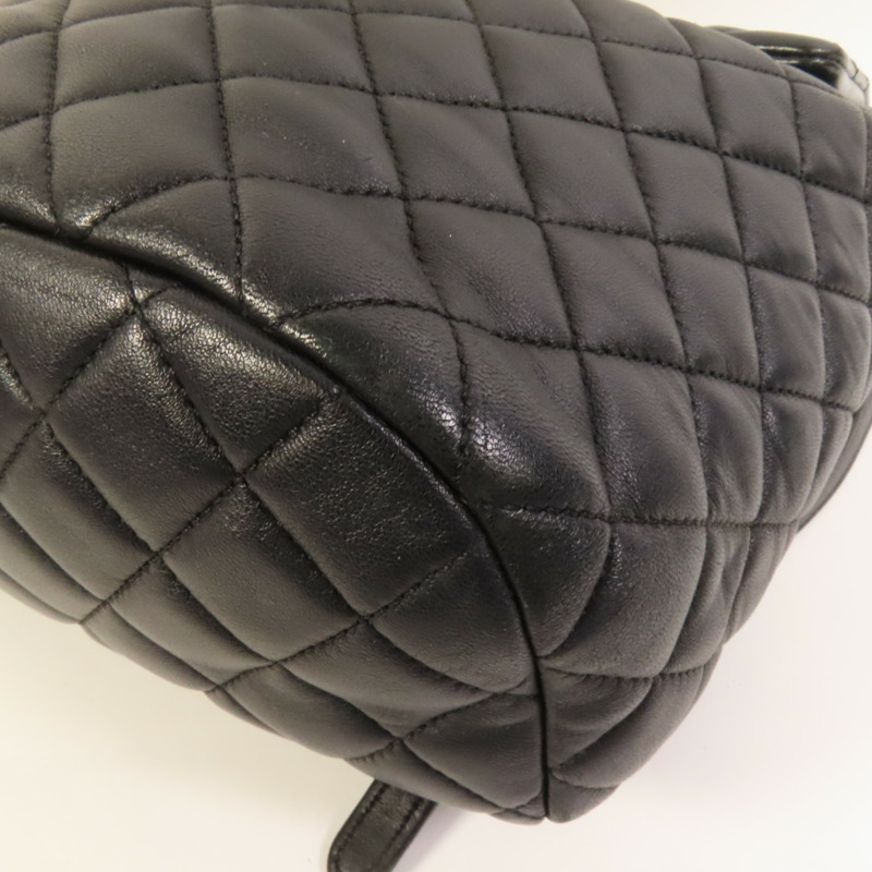 CHANEL 羊皮皮革Backpack金扣背包-11