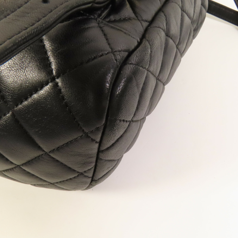 CHANEL 羊皮皮革Backpack金扣背包-13