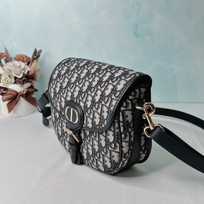 DIOR Bobby中款肩背包-2