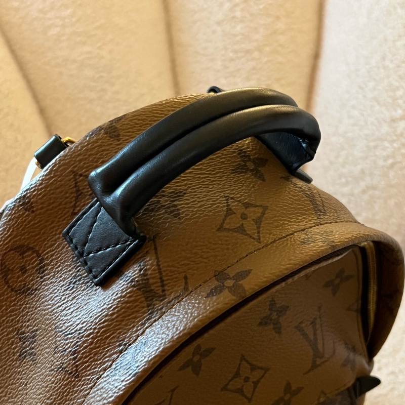 LOUIS VUITTON 拚色老花迷你後背包 M42411-23