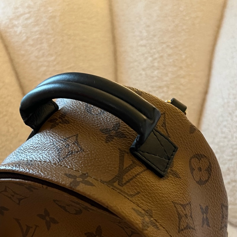 LOUIS VUITTON 拚色老花迷你後背包 M42411-24