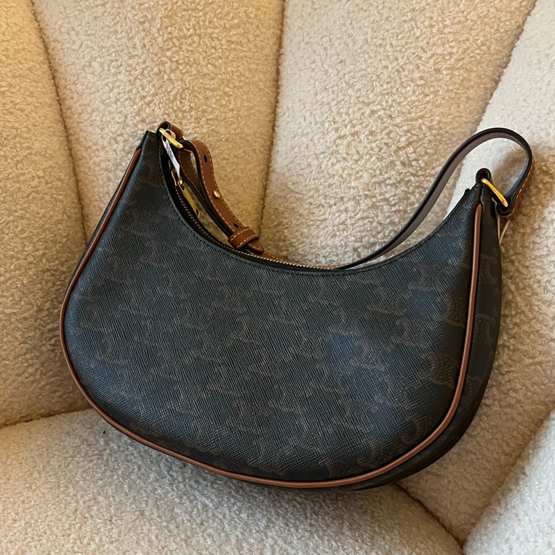 CELINE 凱旋帆布AVA腋下包-0