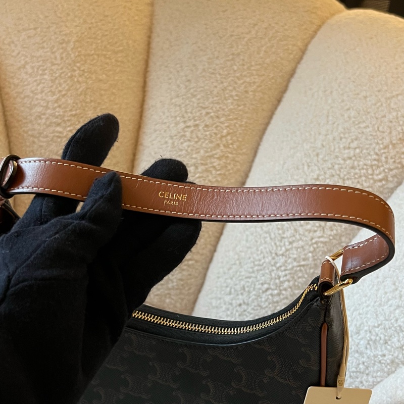 CELINE 凱旋帆布AVA腋下包-5