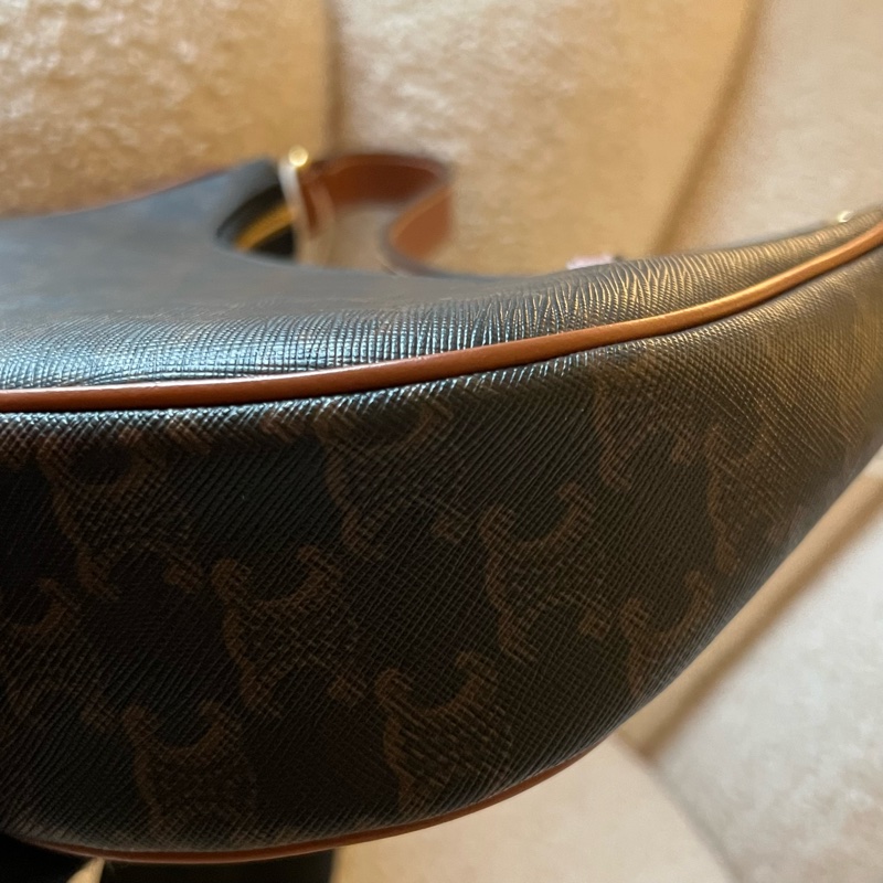 CELINE 凱旋帆布AVA腋下包-16