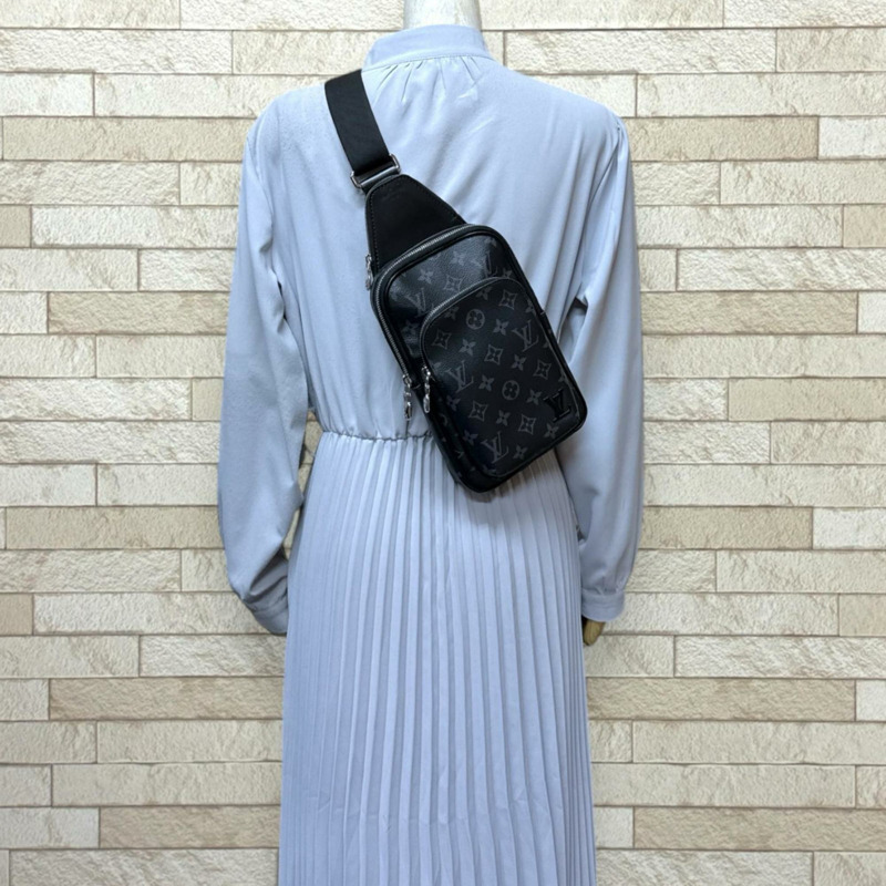 二手路易威登 Avenue Sling Bag PM Monogram Eclipse 斜背包,M47137,黑色,男士-1