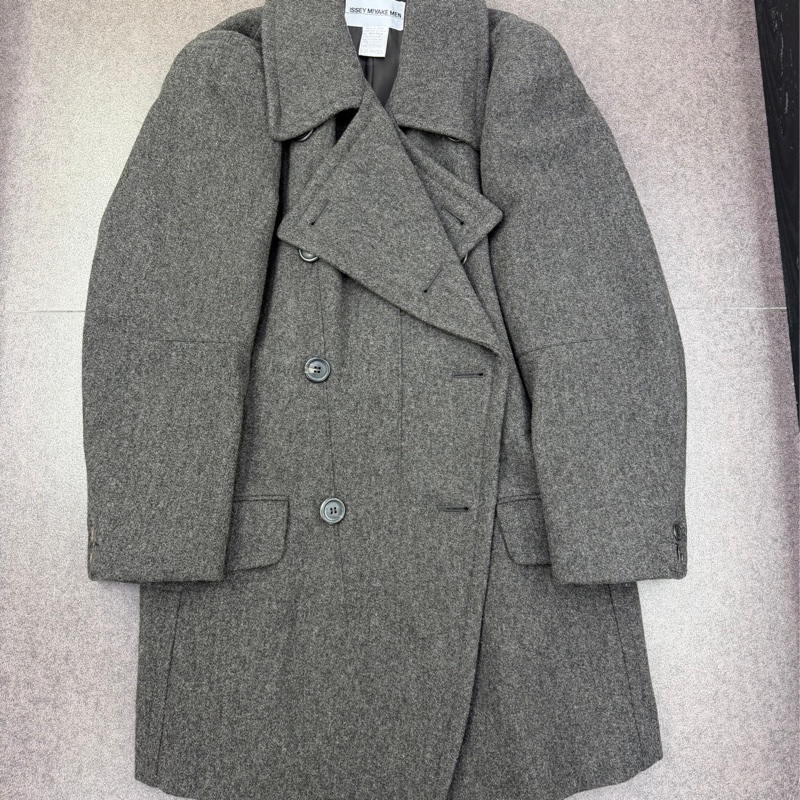 Issey mlyake men 大褸-0