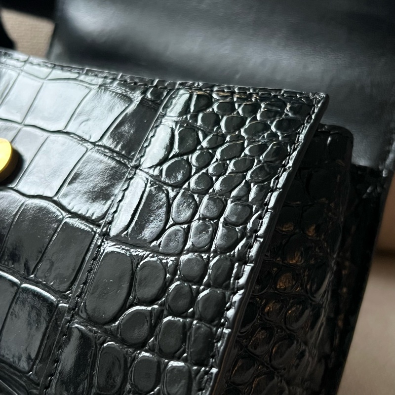 Balenciaga 閃亮小牛皮鱷魚壓紋沙漏包 - XS黑金-19