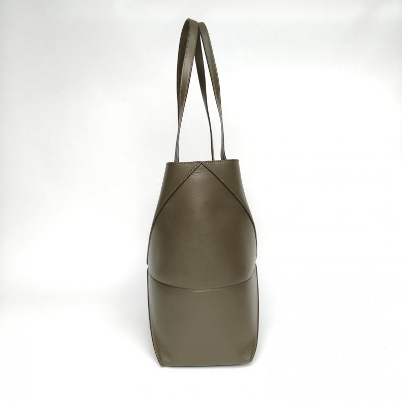 LOEWE 綠色牛皮Foldtote可折疊單肩包-1