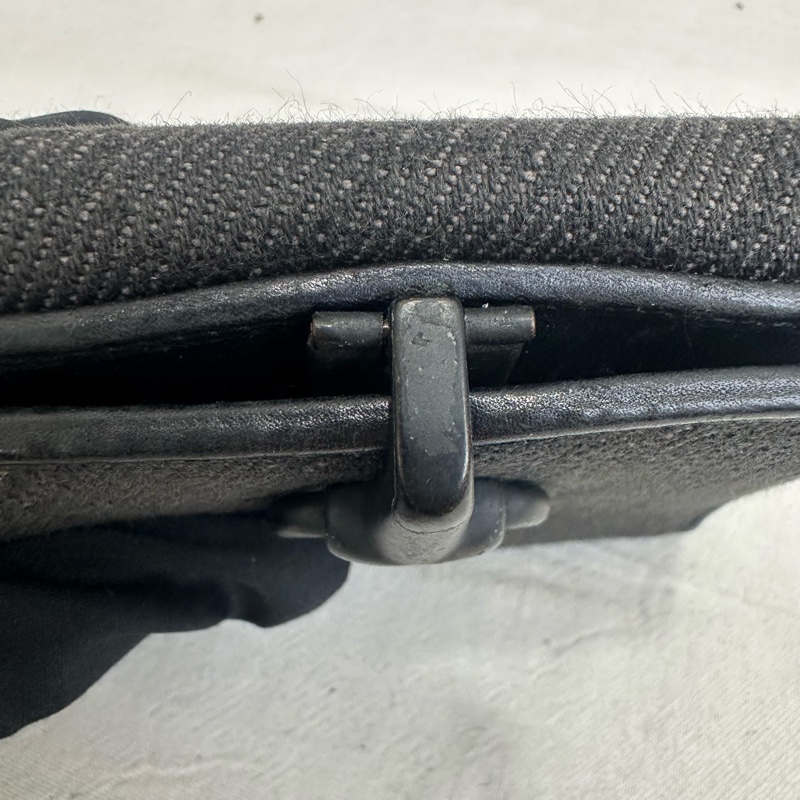 Gucci 中古黑色馬銜扣老花領錢袋短夾-13