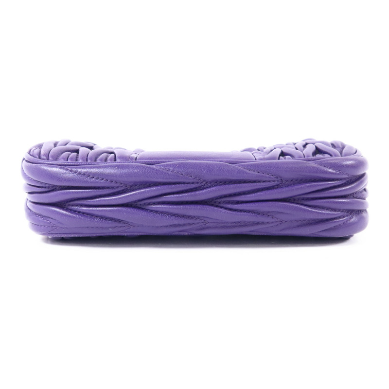 Miu Miu 羊皮皮革Handbag金扣手挽袋-3