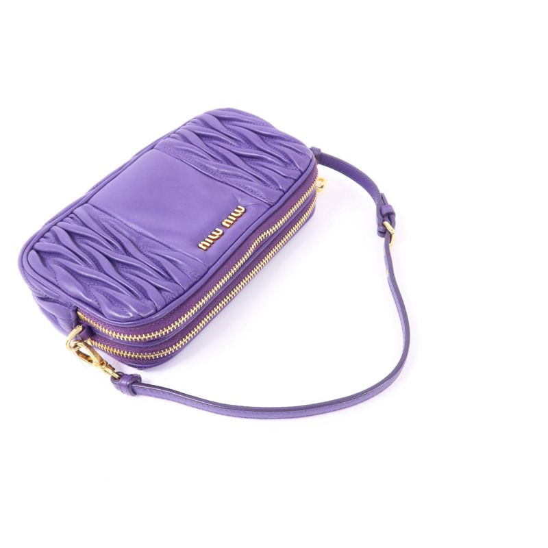 Miu Miu 羊皮皮革Handbag金扣手挽袋-4