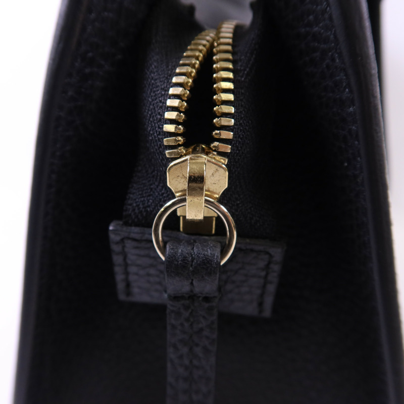 GUCCI 牛皮皮革Interlocking G金扣手挽袋-9