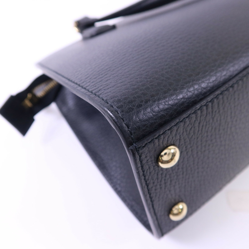 GUCCI 牛皮皮革Interlocking G金扣手挽袋-14