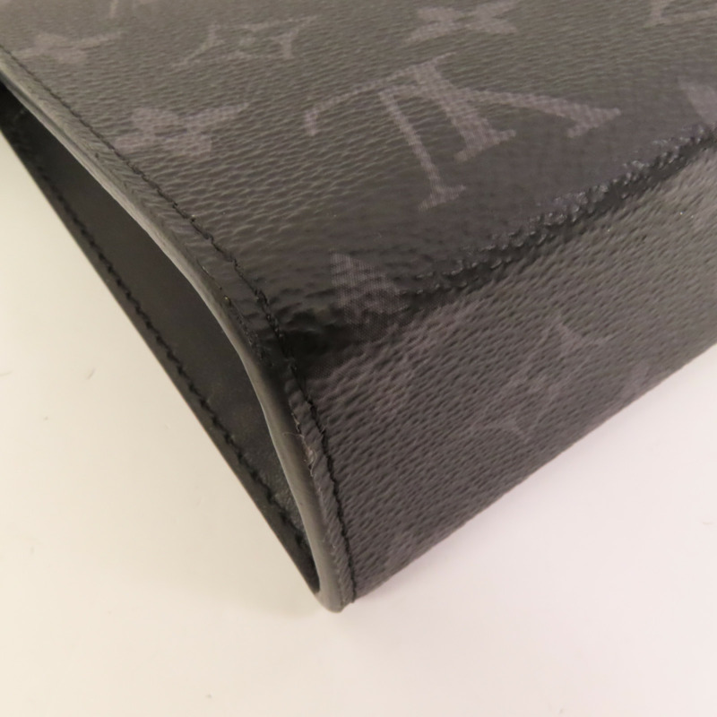 LOUIS VUITTON Monogram Eclipse Gaston銀扣肩背袋-13