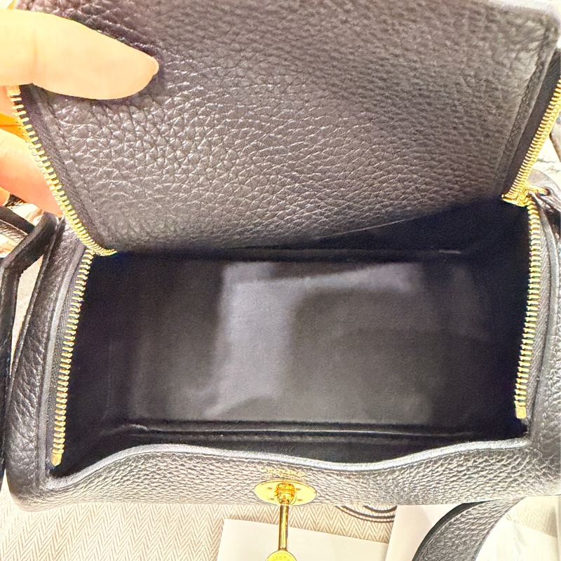 Hermes 愛馬仕 mini Lindy 黑金 Z刻-13