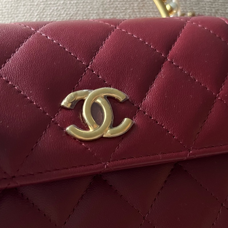 CHANEL 23B珍珠手柄中號鏈包 - 暗紅金-17