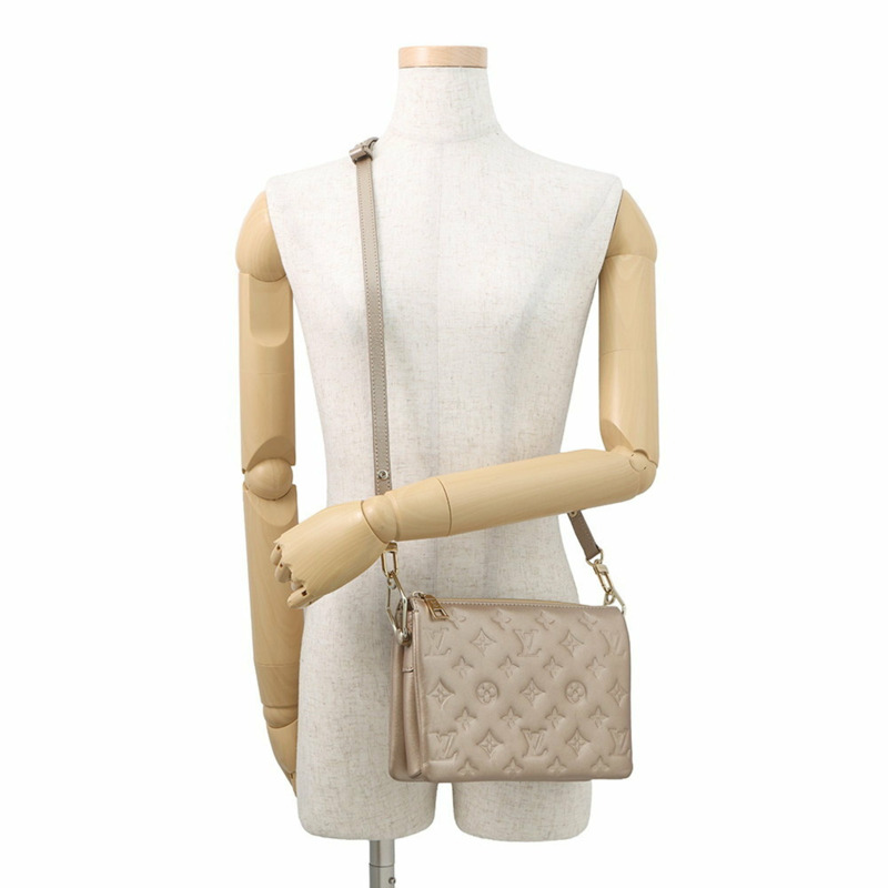 路易威登 Monogram Coussin BB 肩背包 M22396 路易威登三用包-5