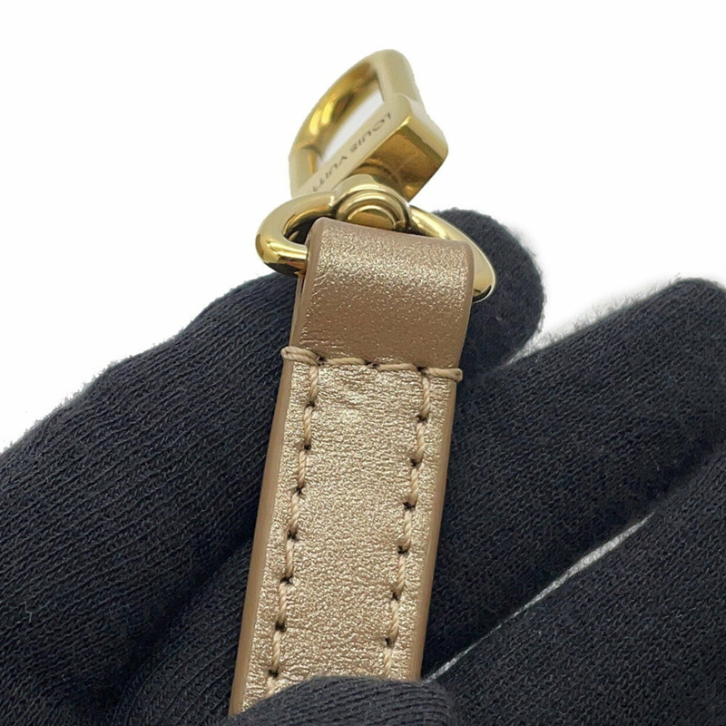 路易威登 Monogram Coussin BB 肩背包 M22396 路易威登三用包-12